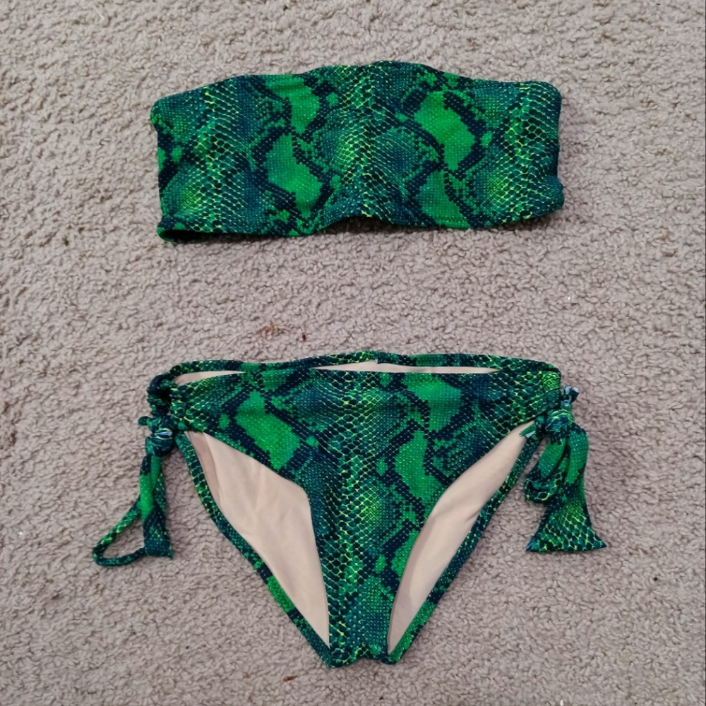 Green snake bikini set